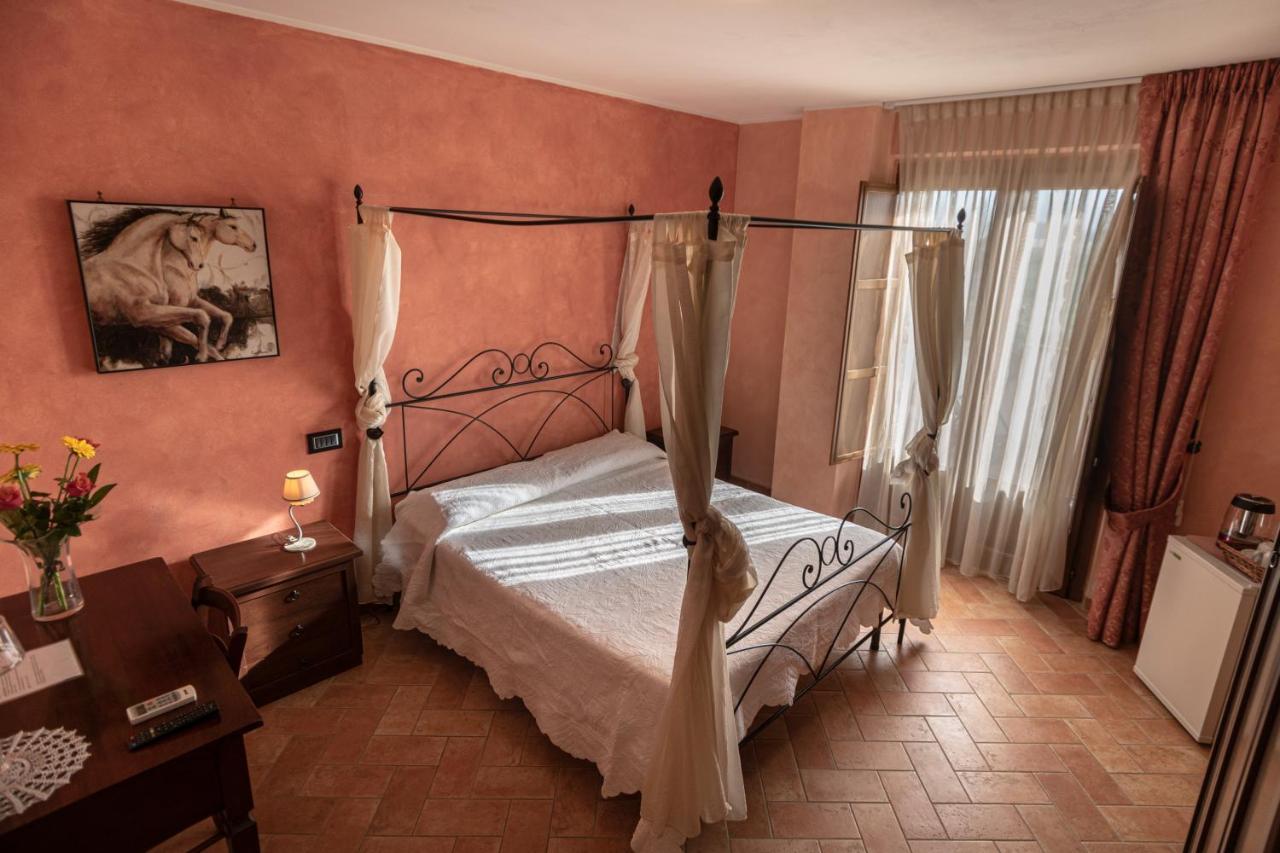 B&B Villa Barbarossa Petrignano Eksteriør billede