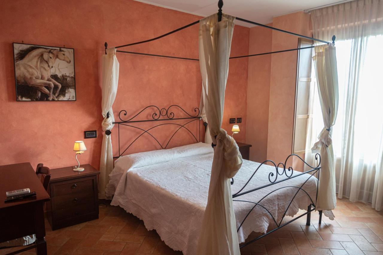 B&B Villa Barbarossa Petrignano Eksteriør billede