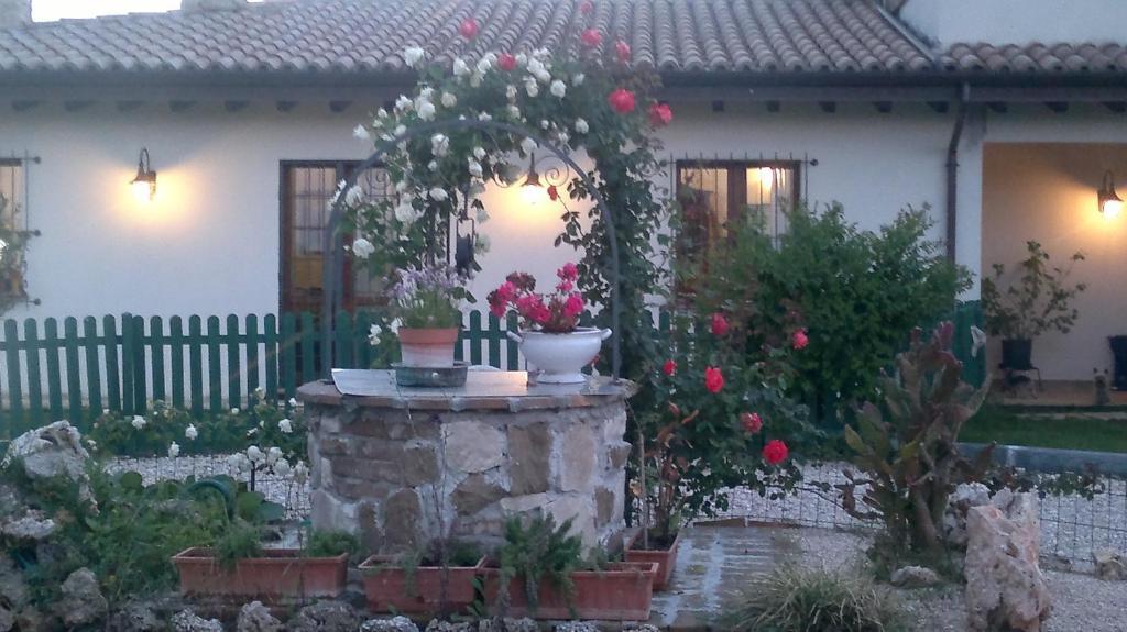 B&B Villa Barbarossa Petrignano Eksteriør billede